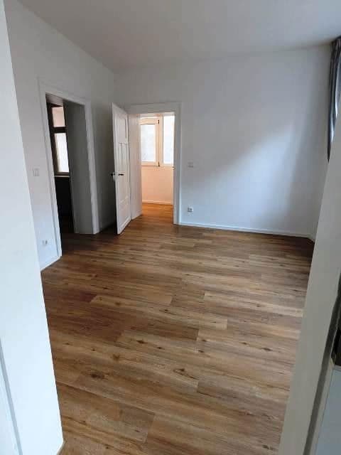 Prenájom bytu 3-izbový 78 m², Schirmgasse 272, Landshut, Bavorsko Prenájom bytu 3-izbový 78 m², Schirmgasse 272, Landshut, Bavorsko