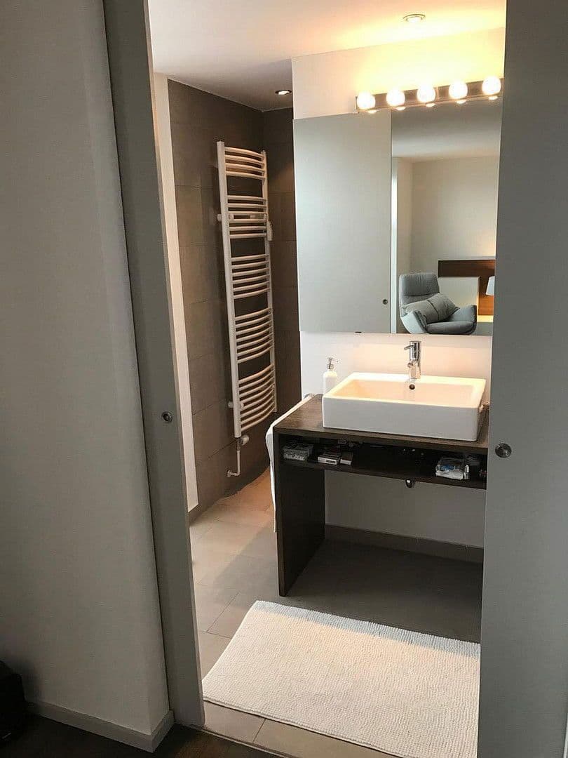 Prenájom bytu 2-izbový 121 m², Weidenweg 75, Berlin, Berlín Prenájom bytu 2-izbový 121 m², Weidenweg 75, Berlin, Berlín