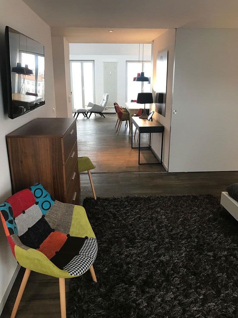 Prenájom bytu 2-izbový 121 m², Weidenweg 75, Berlin, Berlín Prenájom bytu 2-izbový 121 m², Weidenweg 75, Berlin, Berlín