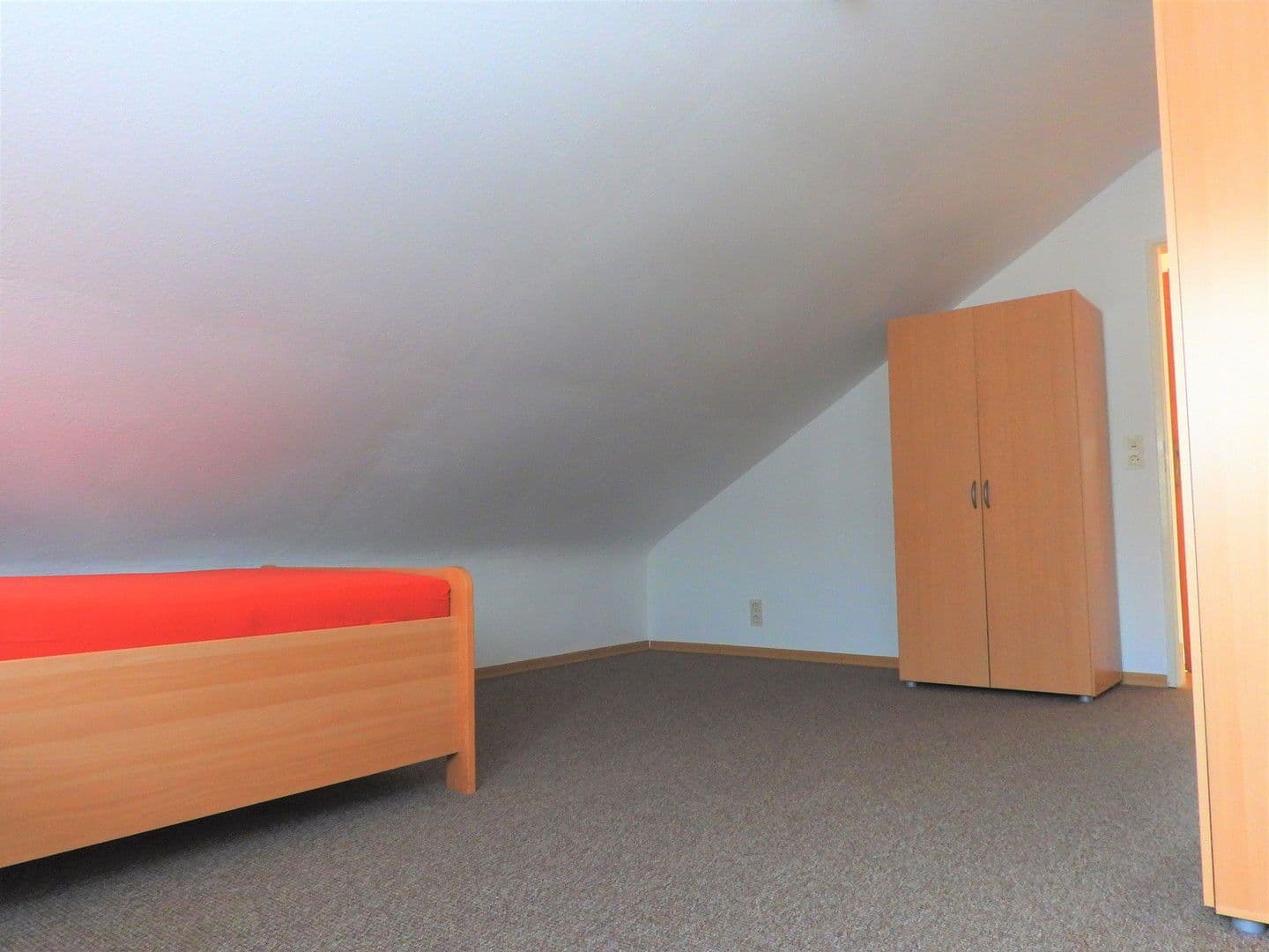 Prenájom bytu 3-izbový 70 m², Hofheim am Taunus, Hesensko Prenájom bytu 3-izbový 70 m², Hofheim am Taunus, Hesensko