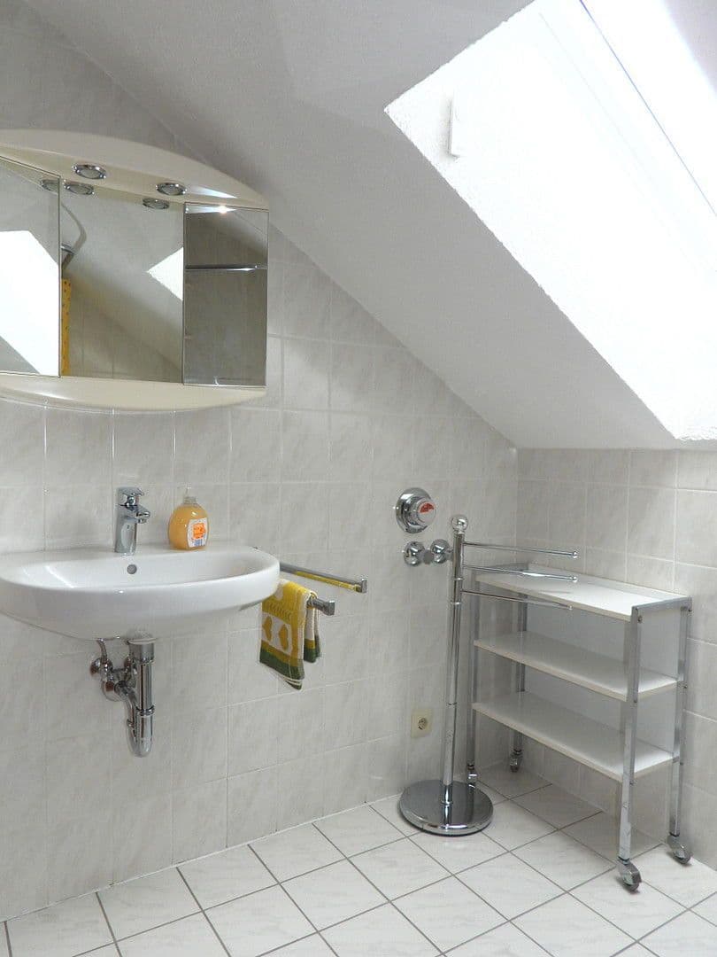 Prenájom bytu 3-izbový 70 m², Hofheim am Taunus, Hesensko Prenájom bytu 3-izbový 70 m², Hofheim am Taunus, Hesensko