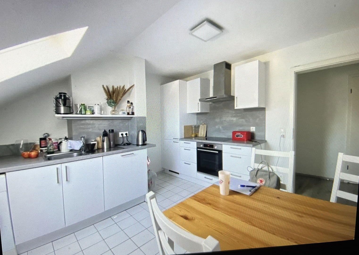 Prenájom bytu 3-izbový 45 m², Gießen, Hesensko Prenájom bytu 3-izbový 45 m², Gießen, Hesensko