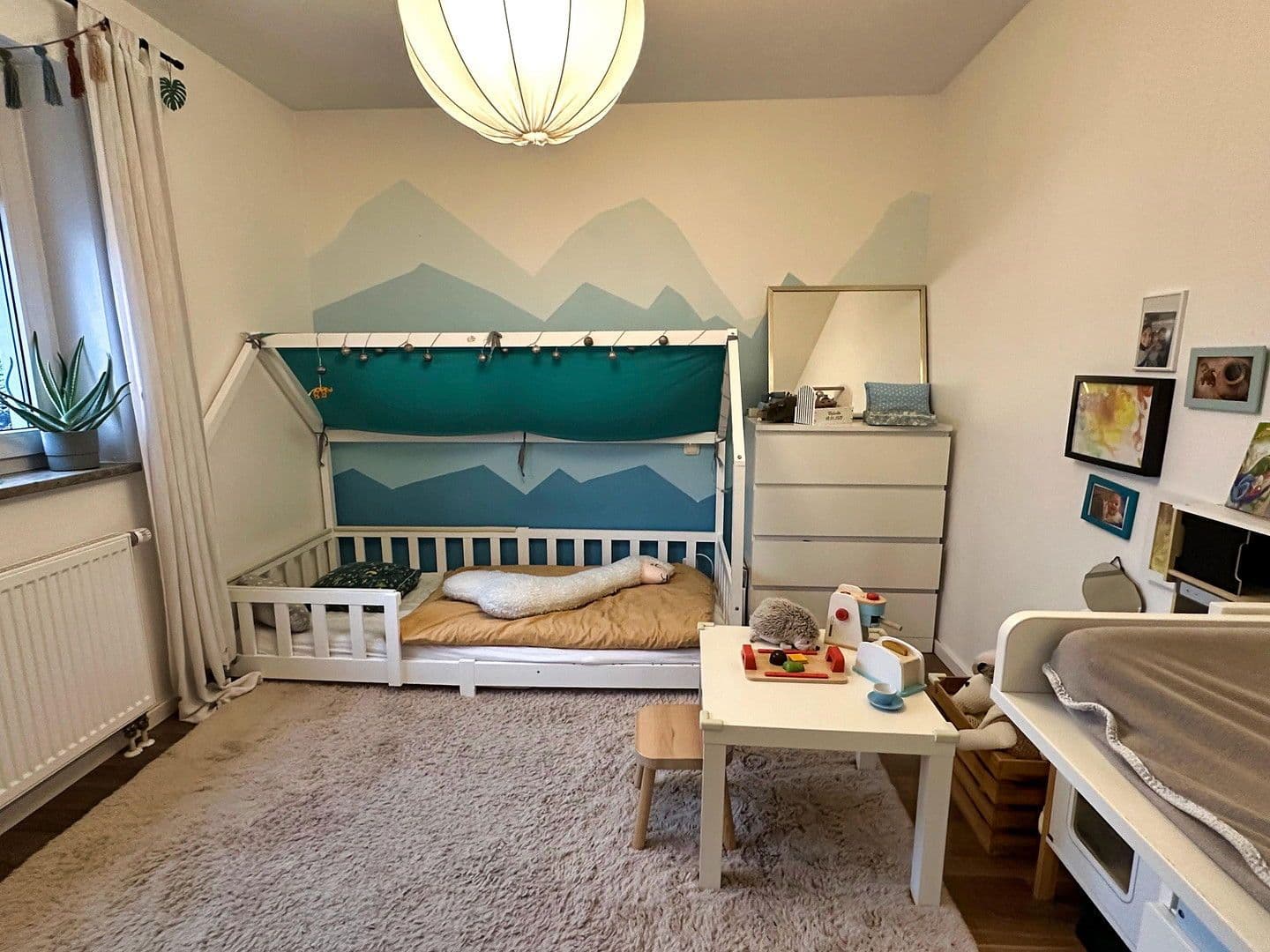 Prenájom bytu 3-izbový 89 m², Spieljochstr. 8, München, Bavorsko Prenájom bytu 3-izbový 89 m², Spieljochstr. 8, München, Bavorsko