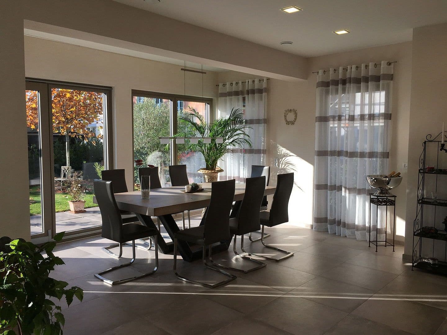 Prenájom domu 201 m², pozemek 436 m², Bad Vilbel, Hesensko Prenájom domu 201 m², pozemek 436 m², Bad Vilbel, Hesensko