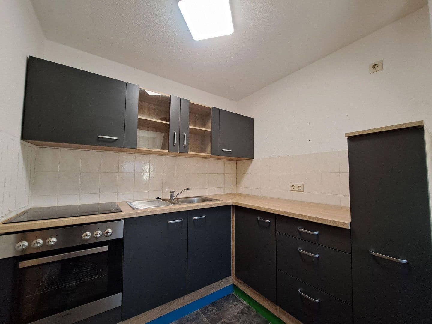 Prenájom bytu 3-izbový 73 m², Biesnitzer Str. 72, Görlitz, Sasko Prenájom bytu 3-izbový 73 m², Biesnitzer Str. 72, Görlitz, Sasko