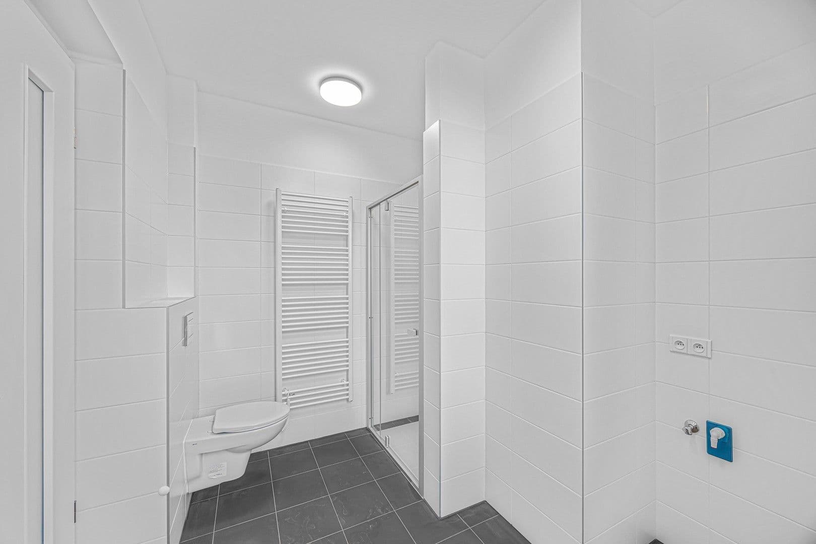 Prenájom bytu 3-izbový 75 m², K Dálnici, Praha, Praha Prenájom bytu 3-izbový 75 m², K Dálnici, Praha, Praha