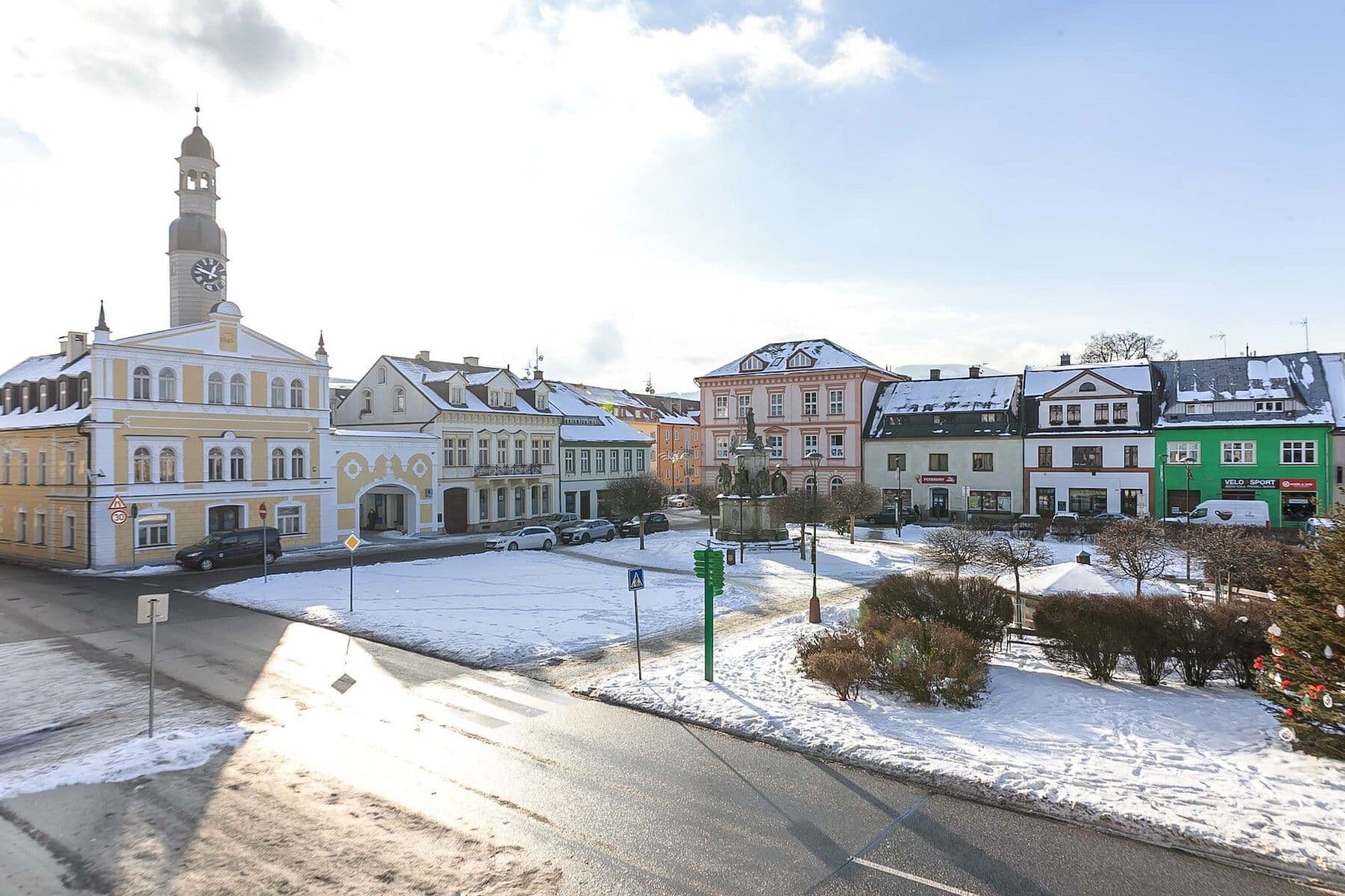 Predaj domu 464 m², pozemek 609 m², náměstí 1. máje, Chrastava, Liberecký kraj Predaj domu 464 m², pozemek 609 m², náměstí 1. máje, Chrastava, Liberecký kraj