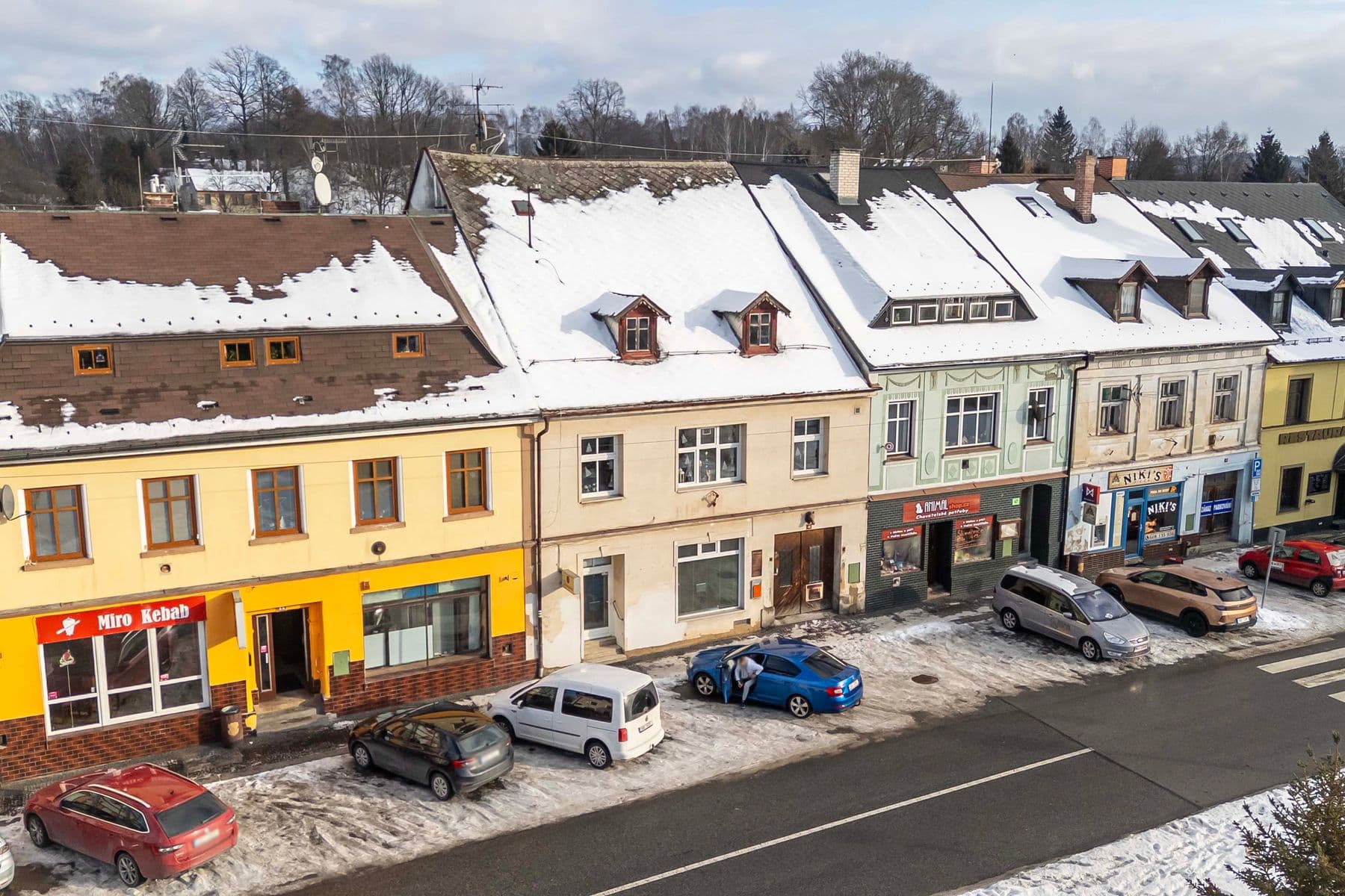 Predaj domu 464 m², pozemek 609 m², náměstí 1. máje, Chrastava, Liberecký kraj Predaj domu 464 m², pozemek 609 m², náměstí 1. máje, Chrastava, Liberecký kraj