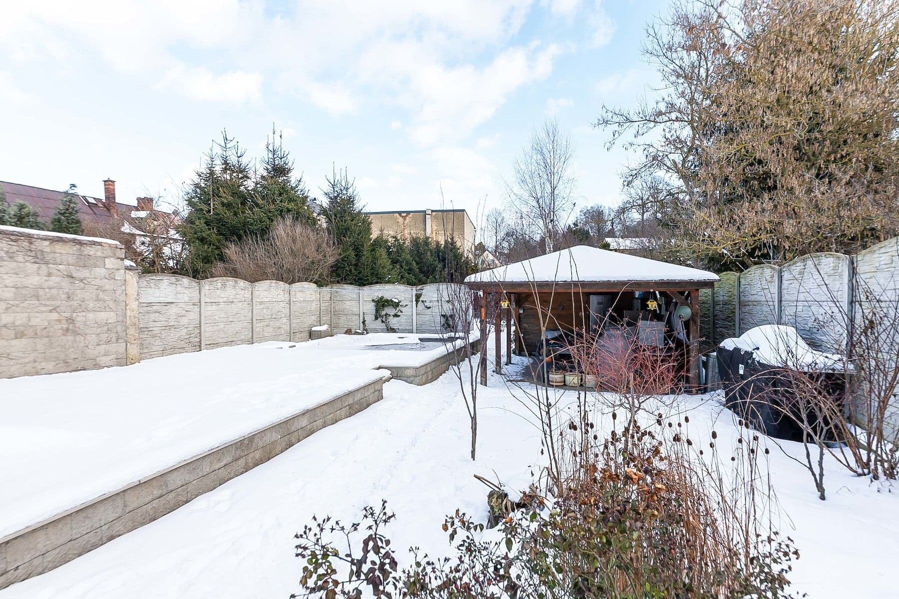 Predaj domu 464 m², pozemek 609 m², náměstí 1. máje, Chrastava, Liberecký kraj Predaj domu 464 m², pozemek 609 m², náměstí 1. máje, Chrastava, Liberecký kraj