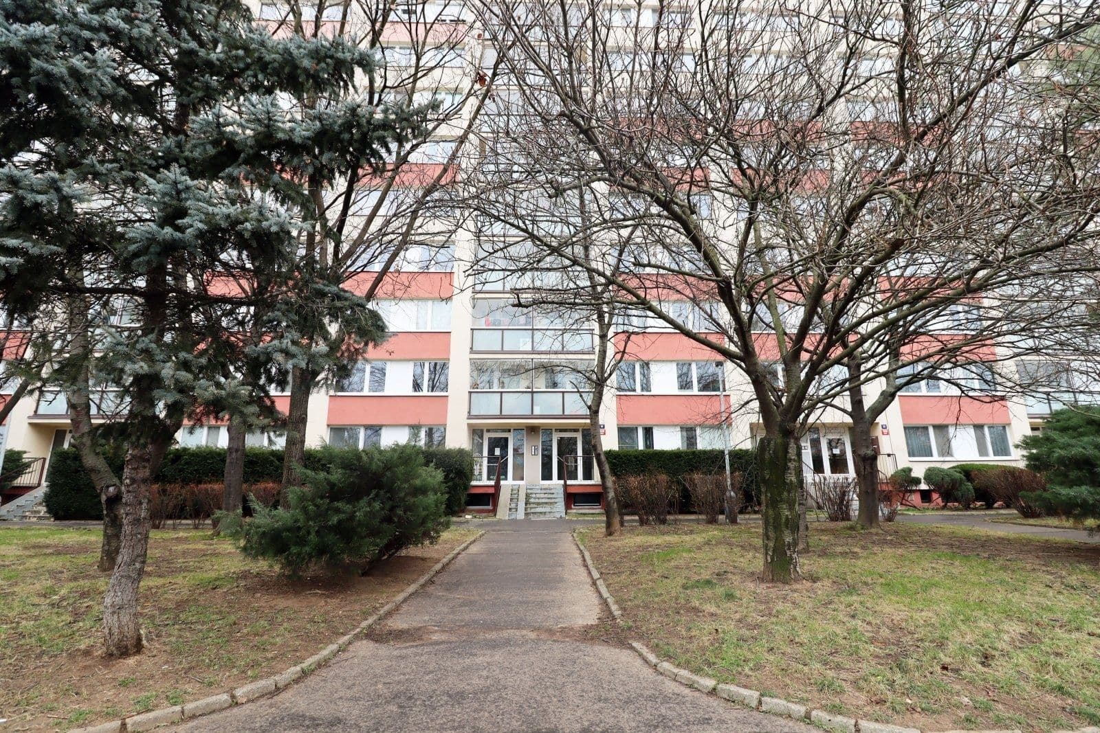 Prenájom bytu 3-izbový 53 m², Lodžská, Praha, Praha Prenájom bytu 3-izbový 53 m², Lodžská, Praha, Praha