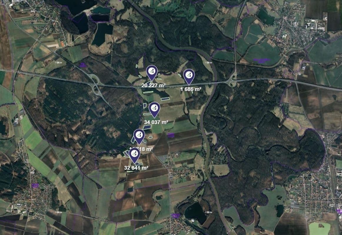 Predaj pozemku 85.678 m², Oseček, Středočeský kraj Predaj pozemku 85.678 m², Oseček, Středočeský kraj