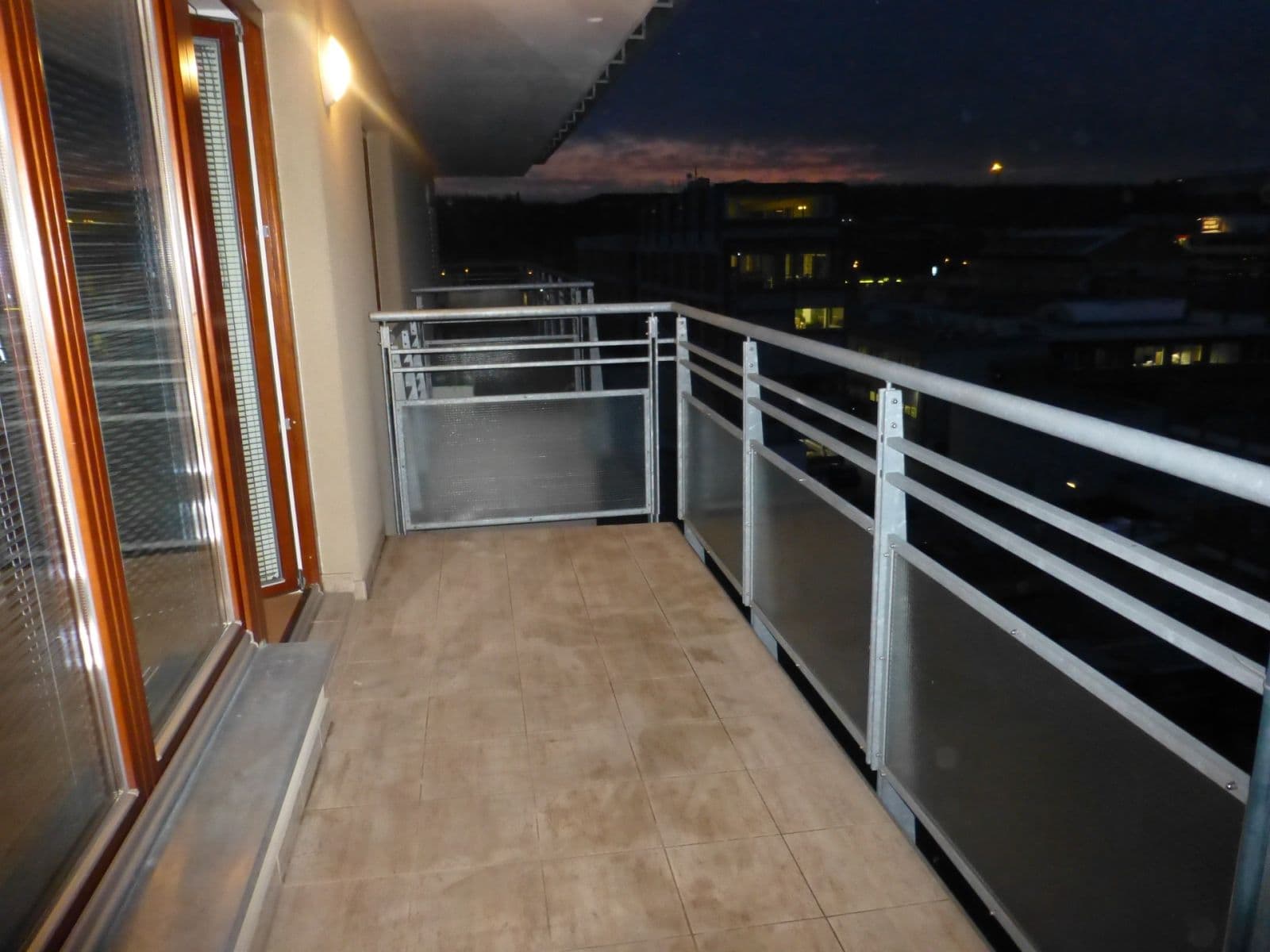 Prenájom bytu 2-izbový 56 m², Jana Přibíka, Praha, Praha Prenájom bytu 2-izbový 56 m², Jana Přibíka, Praha, Praha