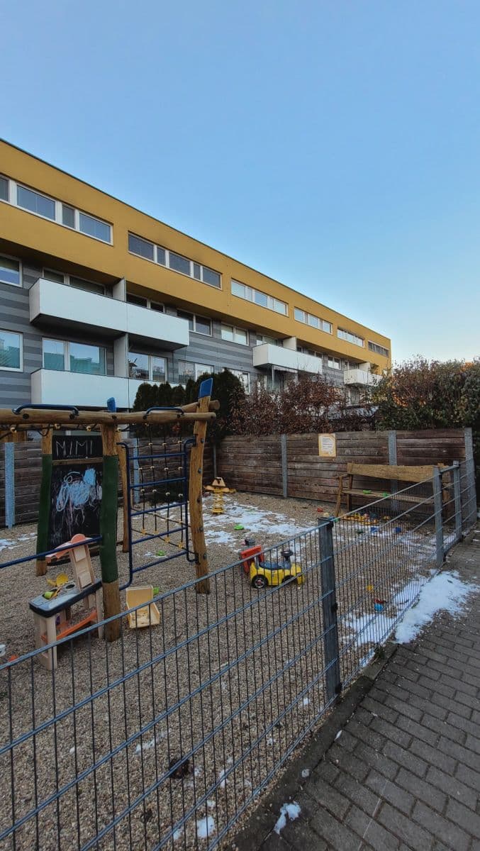 Prenájom bytu 56 m², Moutnická, Brno, Jihomoravský kraj Prenájom bytu 56 m², Moutnická, Brno, Jihomoravský kraj