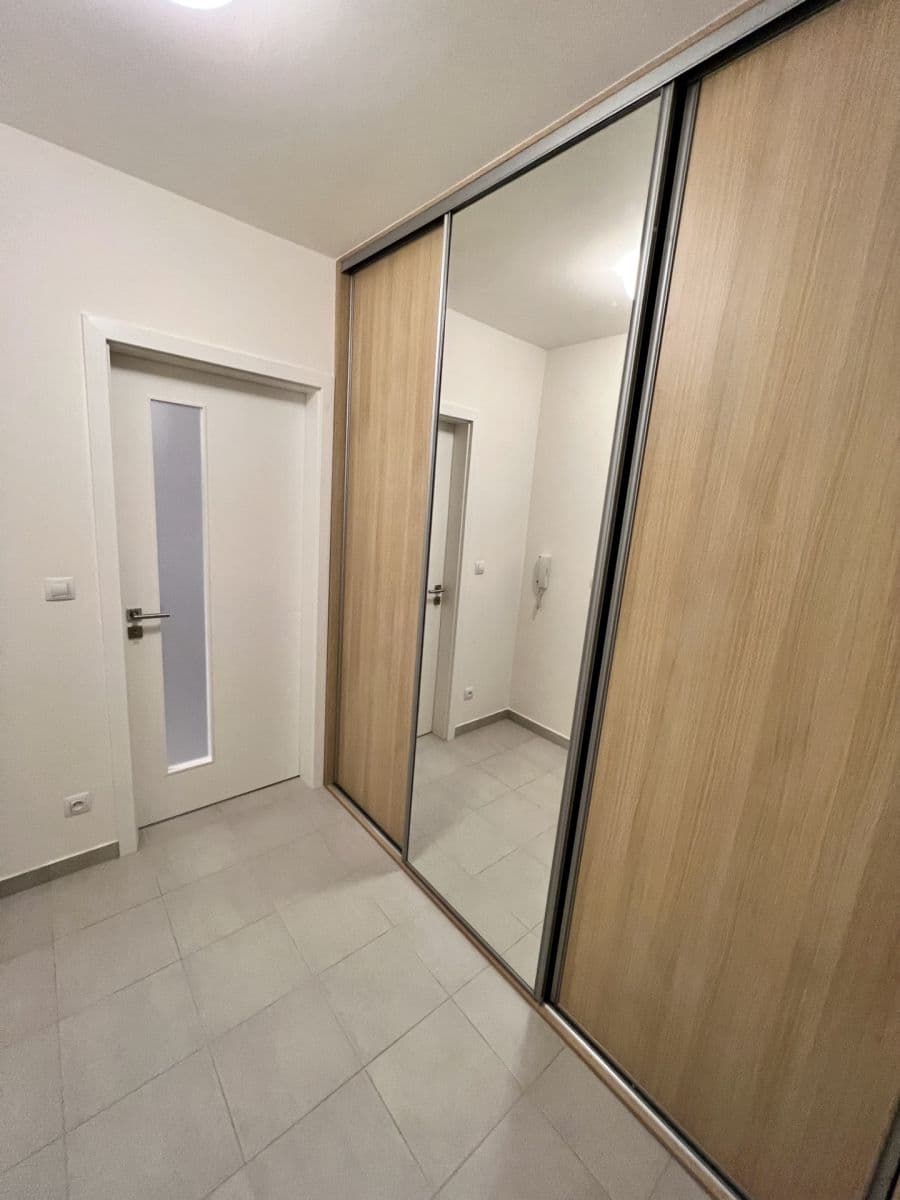 Predaj bytu 2-izbový 38 m², Olgy Havlové, Praha, Praha Predaj bytu 2-izbový 38 m², Olgy Havlové, Praha, Praha