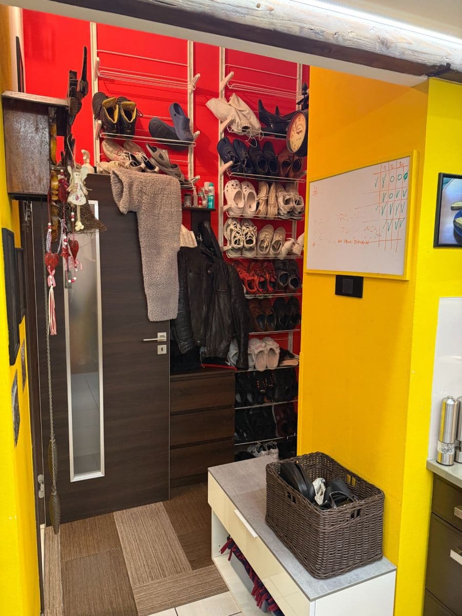 Predaj bytu 2-izbový 40 m², Čestmírova, Praha, Praha Predaj bytu 2-izbový 40 m², Čestmírova, Praha, Praha