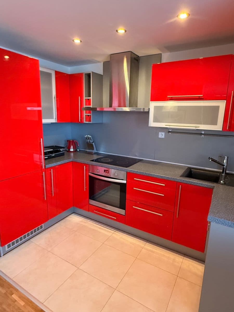 Prenájom bytu 2-izbový 82 m², Boleslavská, Praha, Praha Prenájom bytu 2-izbový 82 m², Boleslavská, Praha, Praha