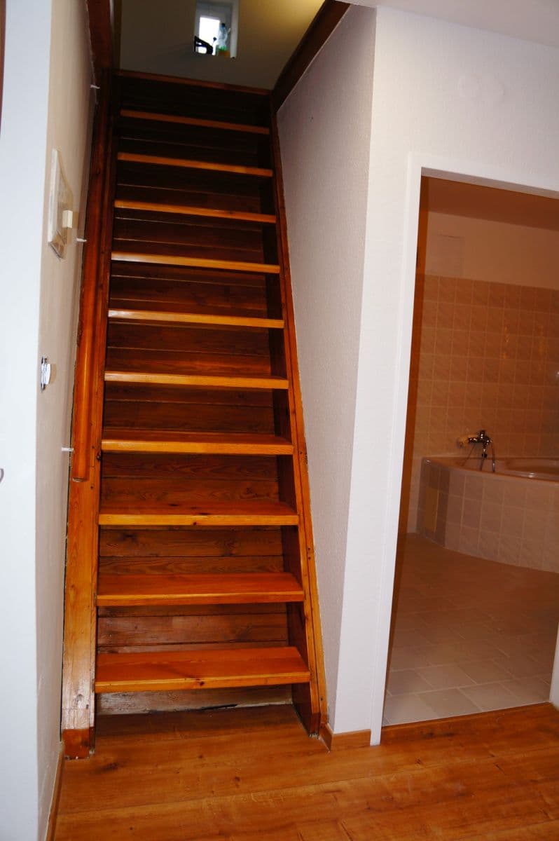 Prenájom bytu 3-izbový 110 m², Karlovo náměstí, Praha, Praha Prenájom bytu 3-izbový 110 m², Karlovo náměstí, Praha, Praha