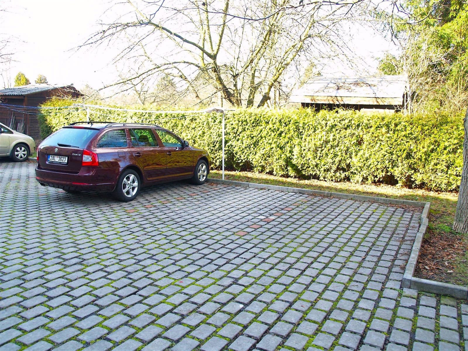 Prenájom bytu 3-izbový 81 m², Suchdolské náměstí, Praha, Praha Prenájom bytu 3-izbový 81 m², Suchdolské náměstí, Praha, Praha