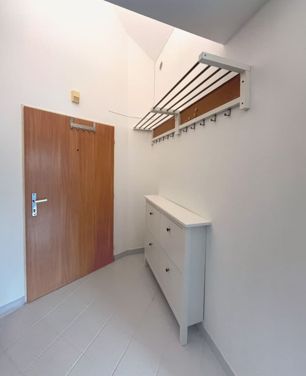 Prenájom bytu 35 m², Na Neklance, Praha, Praha Prenájom bytu 35 m², Na Neklance, Praha, Praha