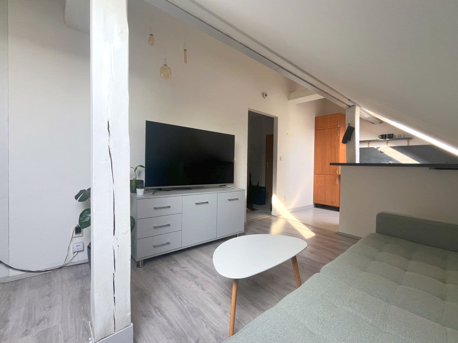 Prenájom bytu 35 m², Na Neklance, Praha, Praha Prenájom bytu 35 m², Na Neklance, Praha, Praha