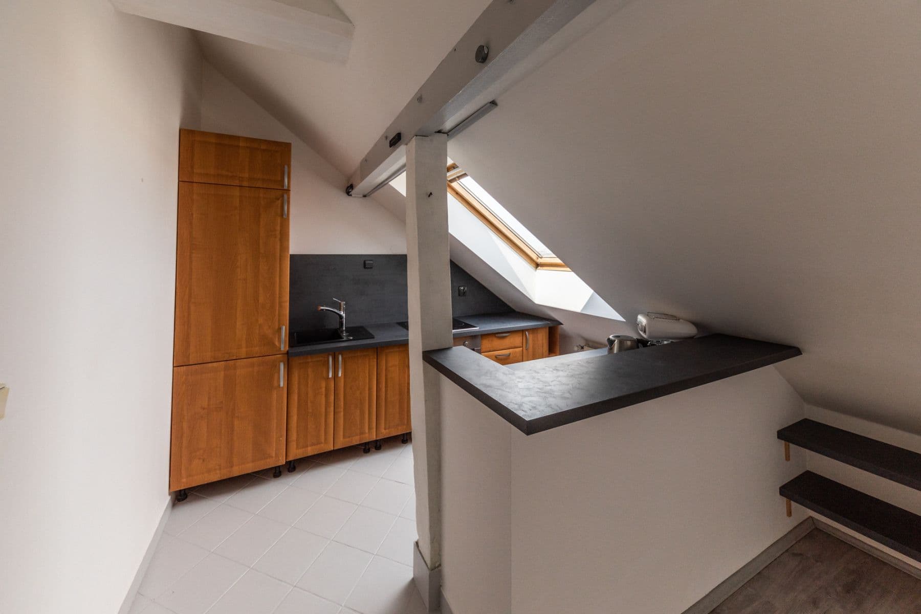 Prenájom bytu 35 m², Na Neklance, Praha, Praha Prenájom bytu 35 m², Na Neklance, Praha, Praha