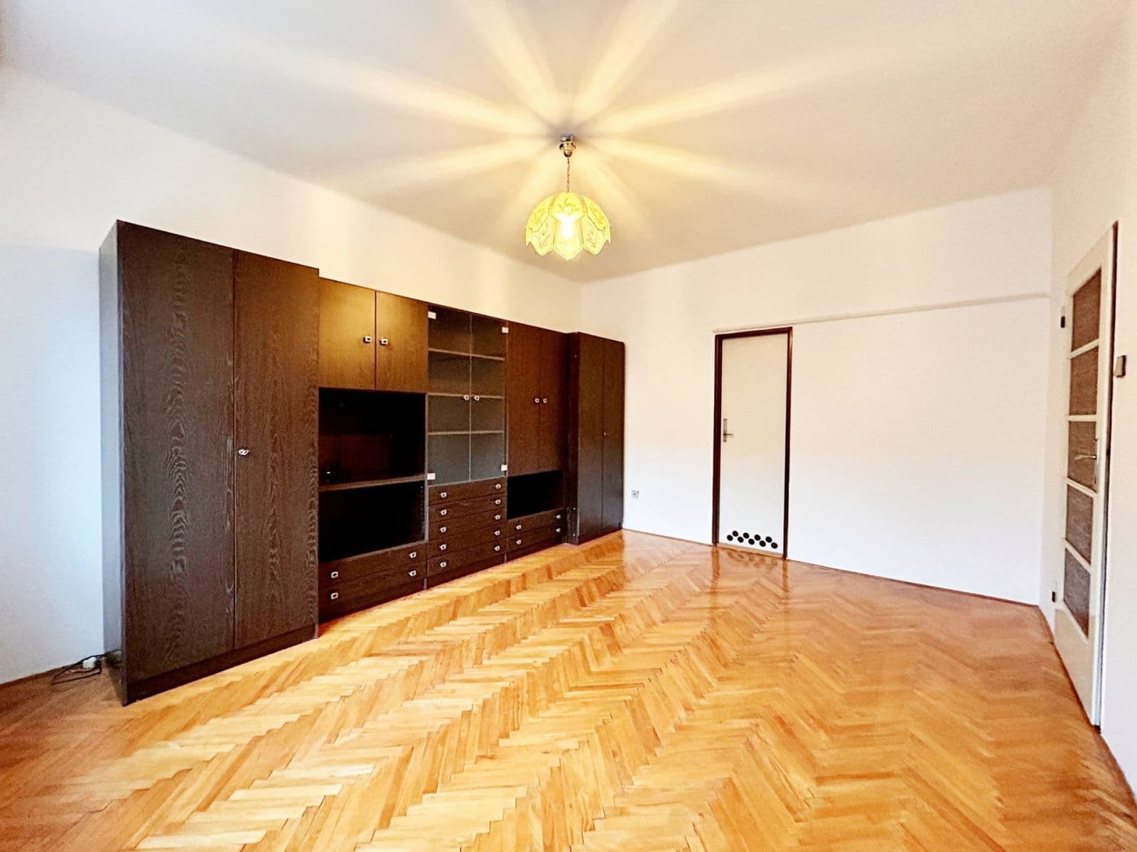 Prenájom bytu 1-izbový 33 m², Pod strojírnami, Praha, Praha Prenájom bytu 1-izbový 33 m², Pod strojírnami, Praha, Praha