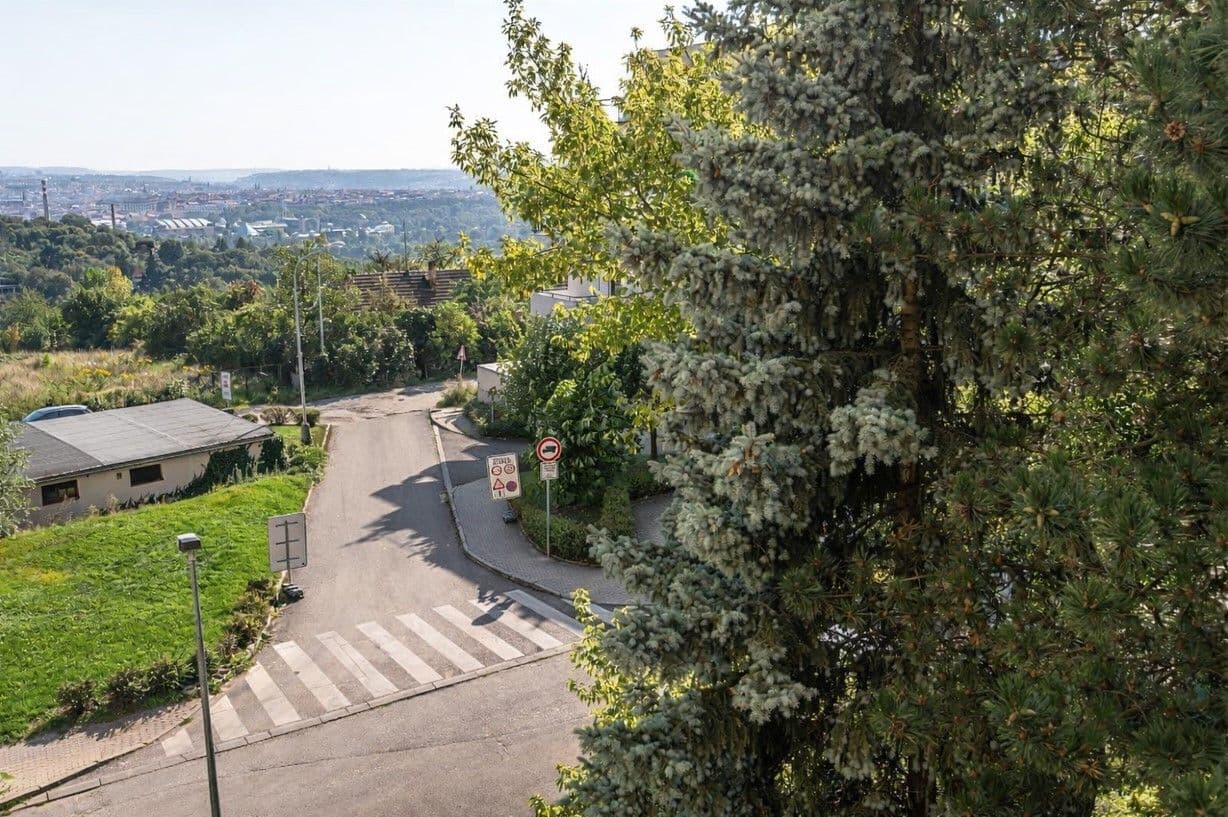 Predaj bytu 1-izbový 28 m², K Sadu, Praha, Praha Predaj bytu 1-izbový 28 m², K Sadu, Praha, Praha