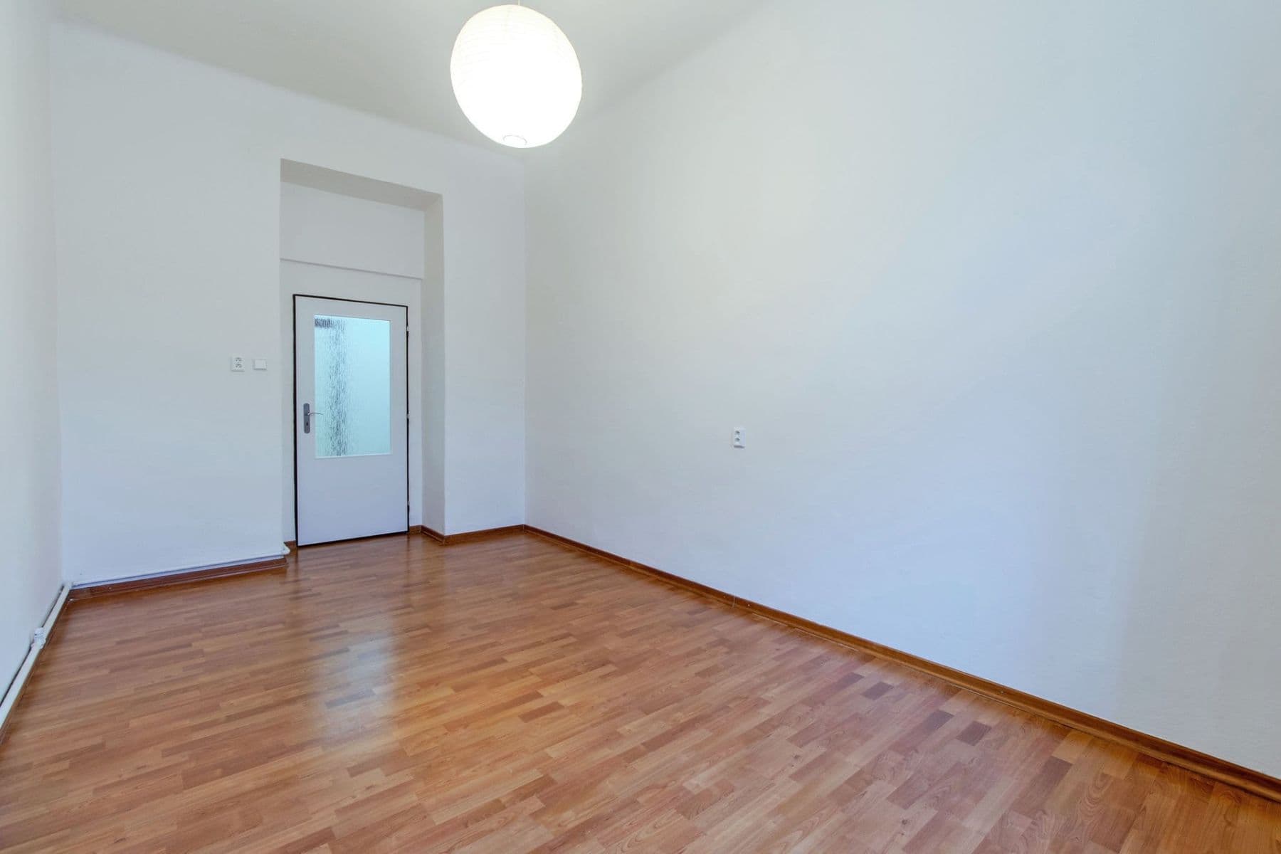 Prenájom bytu 3-izbový 64 m², Na rozcestí, Praha, Praha Prenájom bytu 3-izbový 64 m², Na rozcestí, Praha, Praha