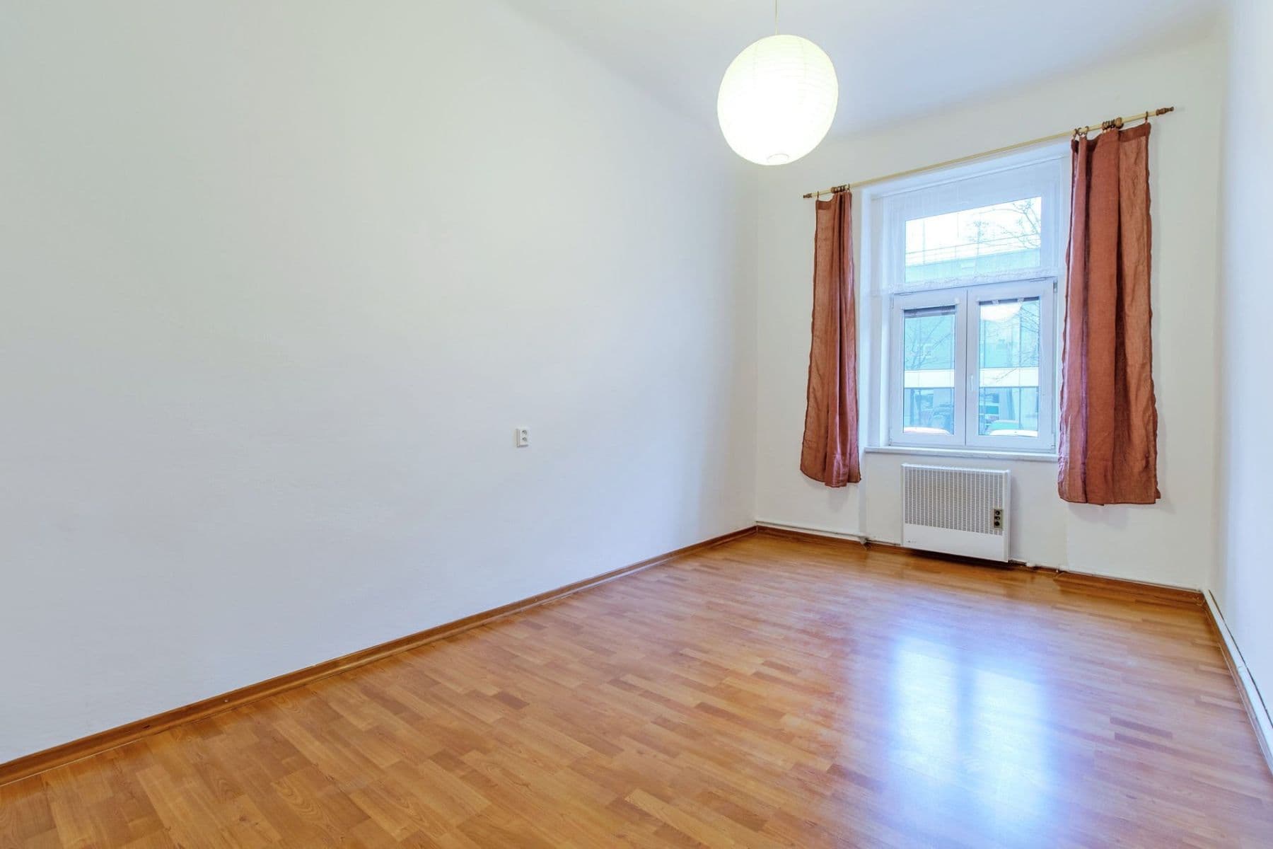 Prenájom bytu 3-izbový 64 m², Na rozcestí, Praha, Praha Prenájom bytu 3-izbový 64 m², Na rozcestí, Praha, Praha