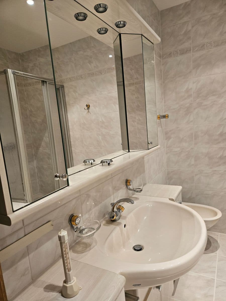 Prenájom domu 65 m², pozemek 200 m², Křečovice, Středočeský kraj Prenájom domu 65 m², pozemek 200 m², Křečovice, Středočeský kraj