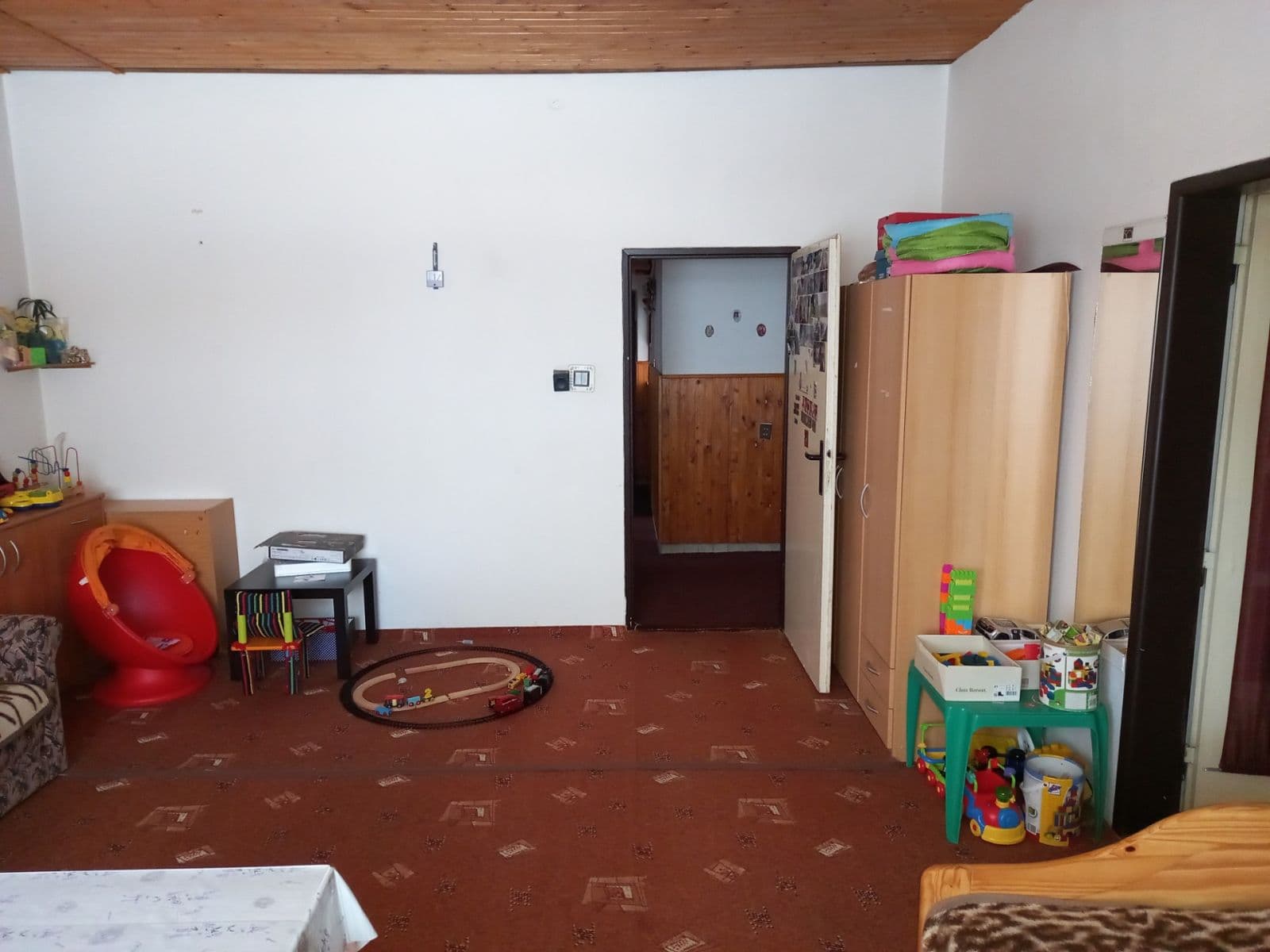 Predaj domu 200 m², pozemek 1.351 m², Ruppeldtova, Martin, Žilinský kraj Predaj domu 200 m², pozemek 1.351 m², Ruppeldtova, Martin, Žilinský kraj