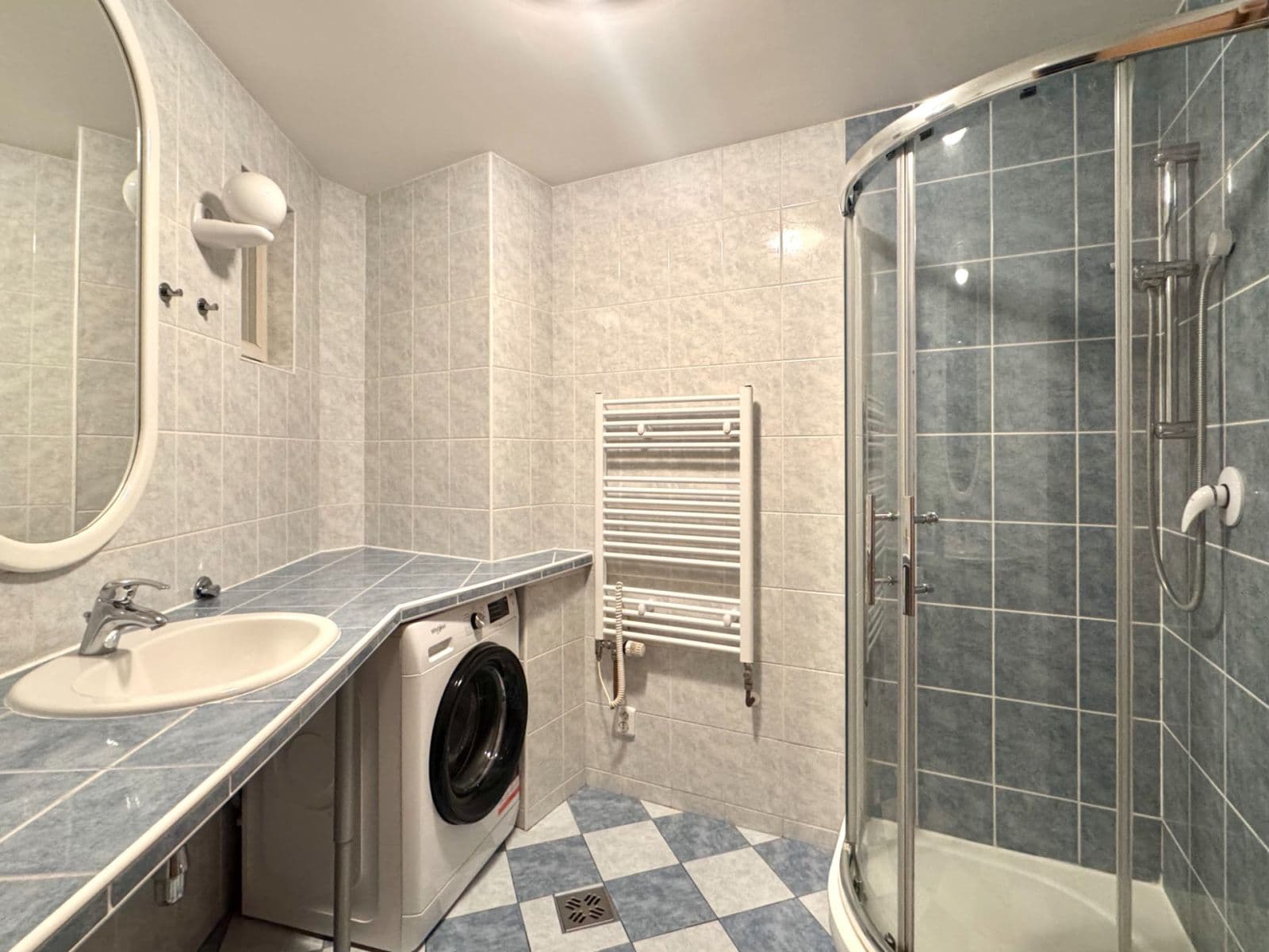 Prenájom bytu 4-izbový 138 m², Škroupovo náměstí, Praha, Praha Prenájom bytu 4-izbový 138 m², Škroupovo náměstí, Praha, Praha