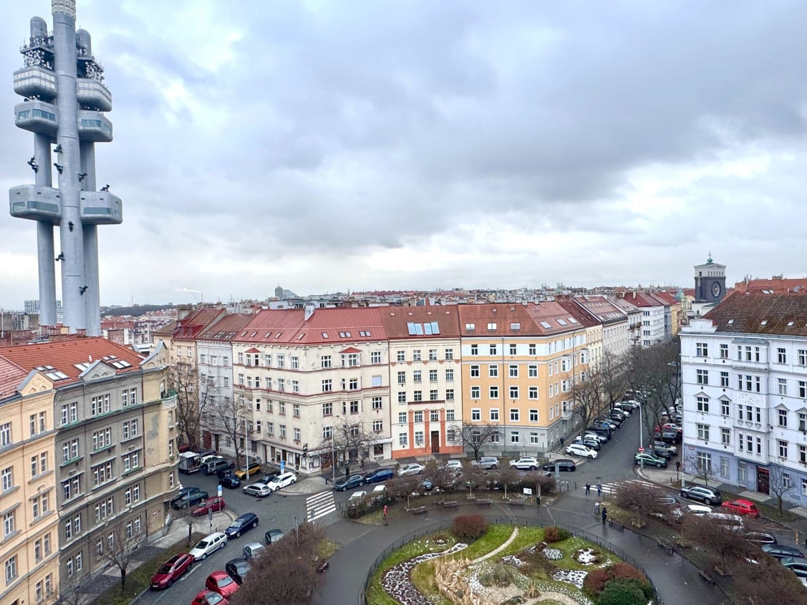 Prenájom bytu 4-izbový 138 m², Škroupovo náměstí, Praha, Praha Prenájom bytu 4-izbový 138 m², Škroupovo náměstí, Praha, Praha