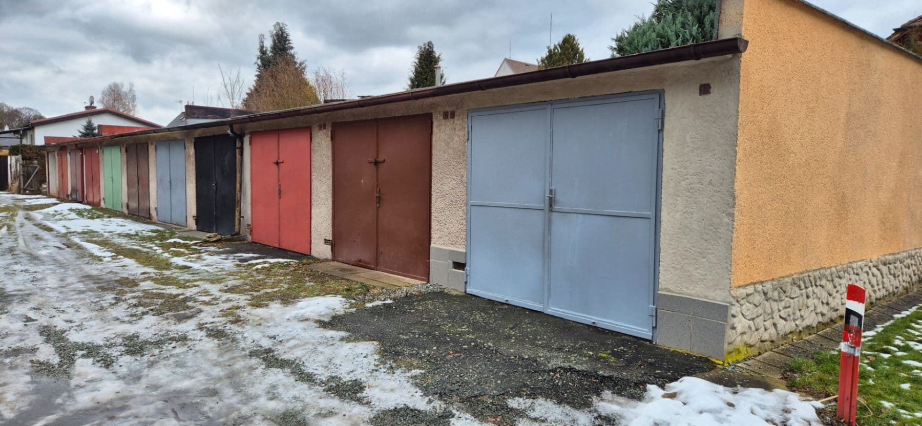 Predaj garáže 21 m², Náchod, Královéhradecký kraj Predaj garáže 21 m², Náchod, Královéhradecký kraj