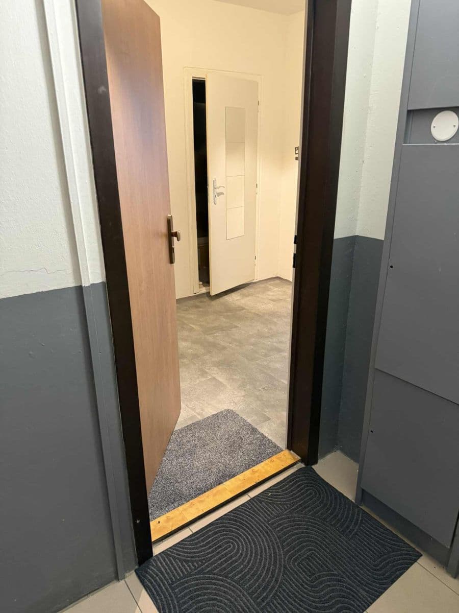 Predaj bytu 2-izbový 42 m², Závodní, Děčín, Ústecký kraj Predaj bytu 2-izbový 42 m², Závodní, Děčín, Ústecký kraj