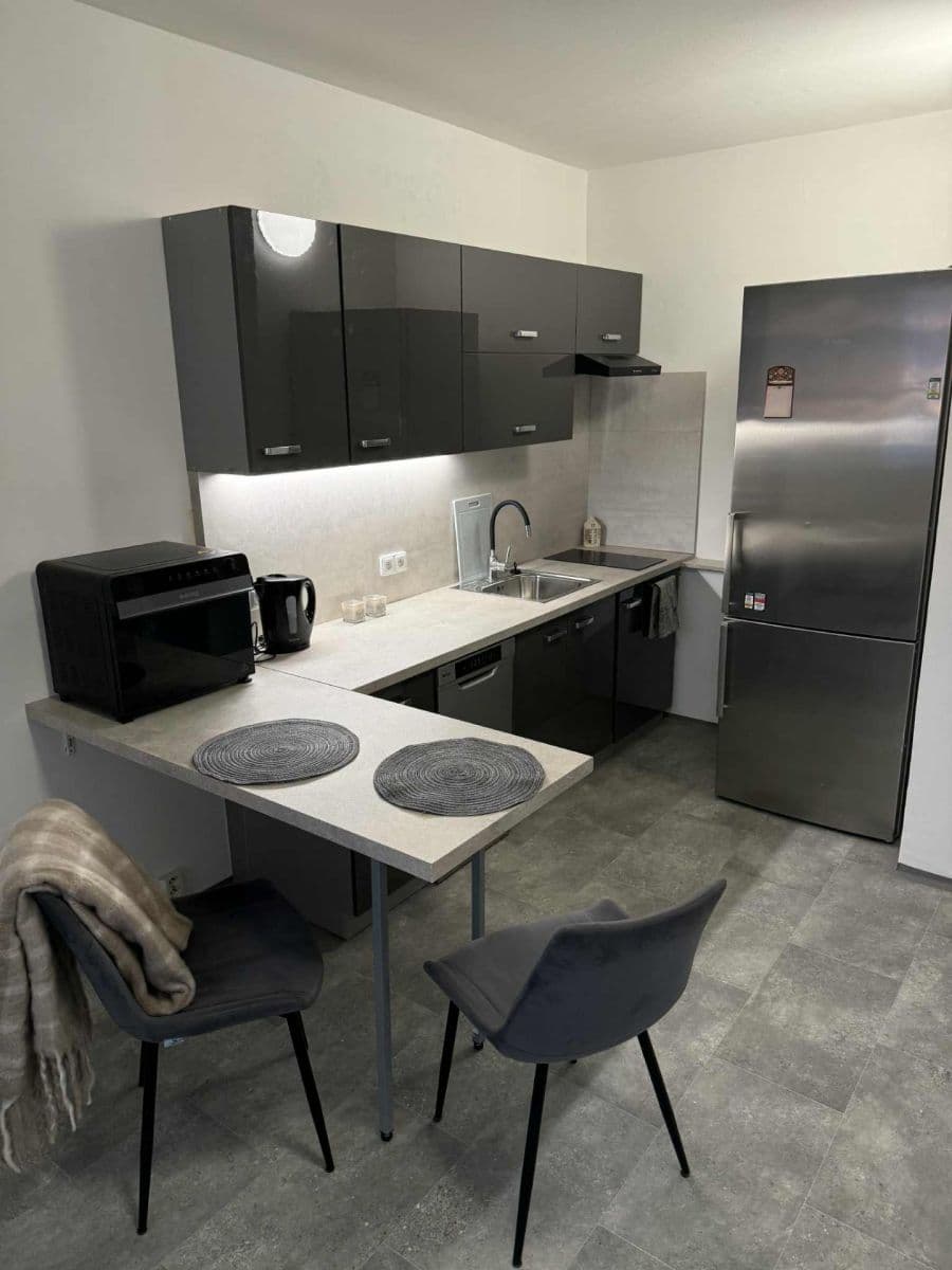 Predaj bytu 2-izbový 42 m², Závodní, Děčín, Ústecký kraj Predaj bytu 2-izbový 42 m², Závodní, Děčín, Ústecký kraj