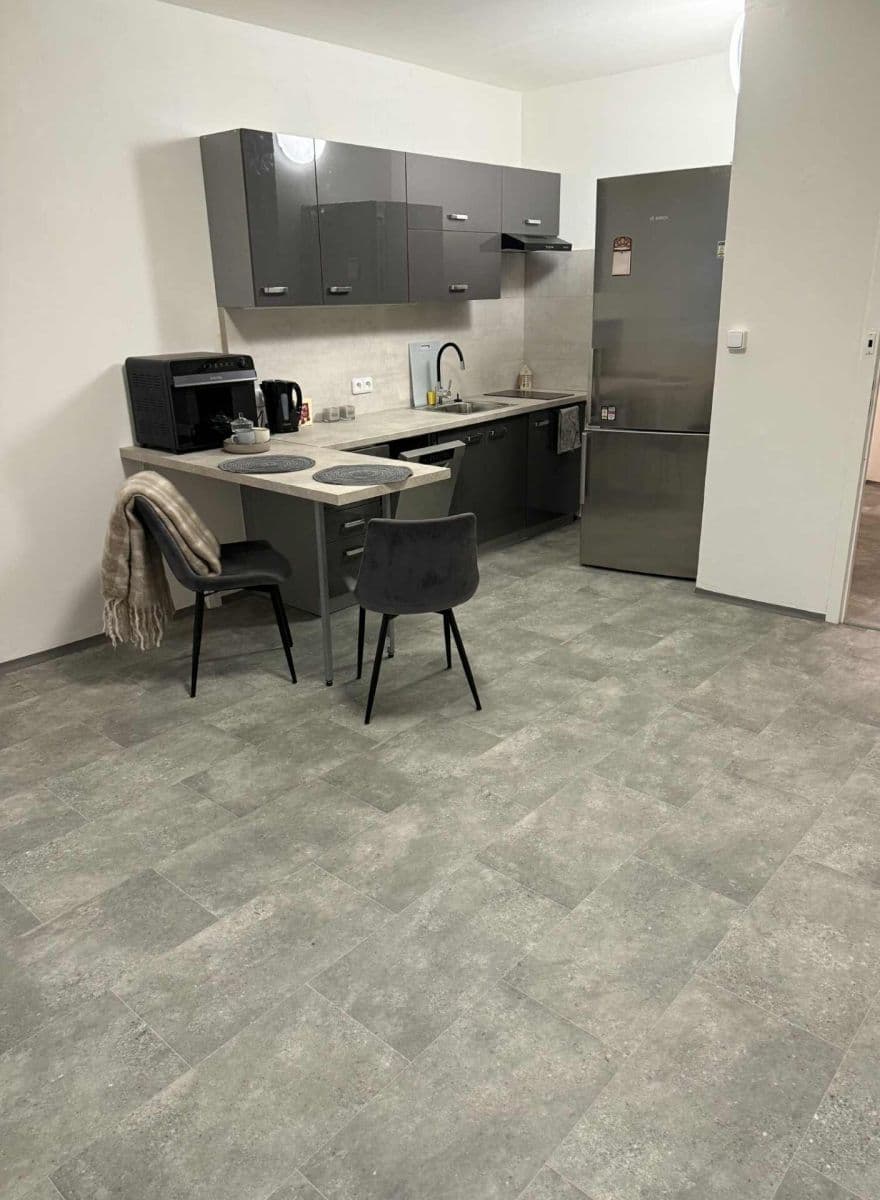 Predaj bytu 2-izbový 42 m², Závodní, Děčín, Ústecký kraj Predaj bytu 2-izbový 42 m², Závodní, Děčín, Ústecký kraj