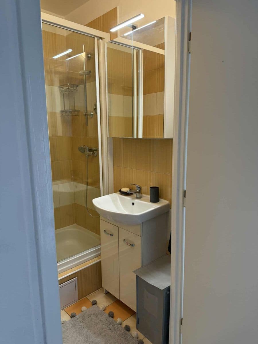 Predaj bytu 2-izbový 42 m², Závodní, Děčín, Ústecký kraj Predaj bytu 2-izbový 42 m², Závodní, Děčín, Ústecký kraj