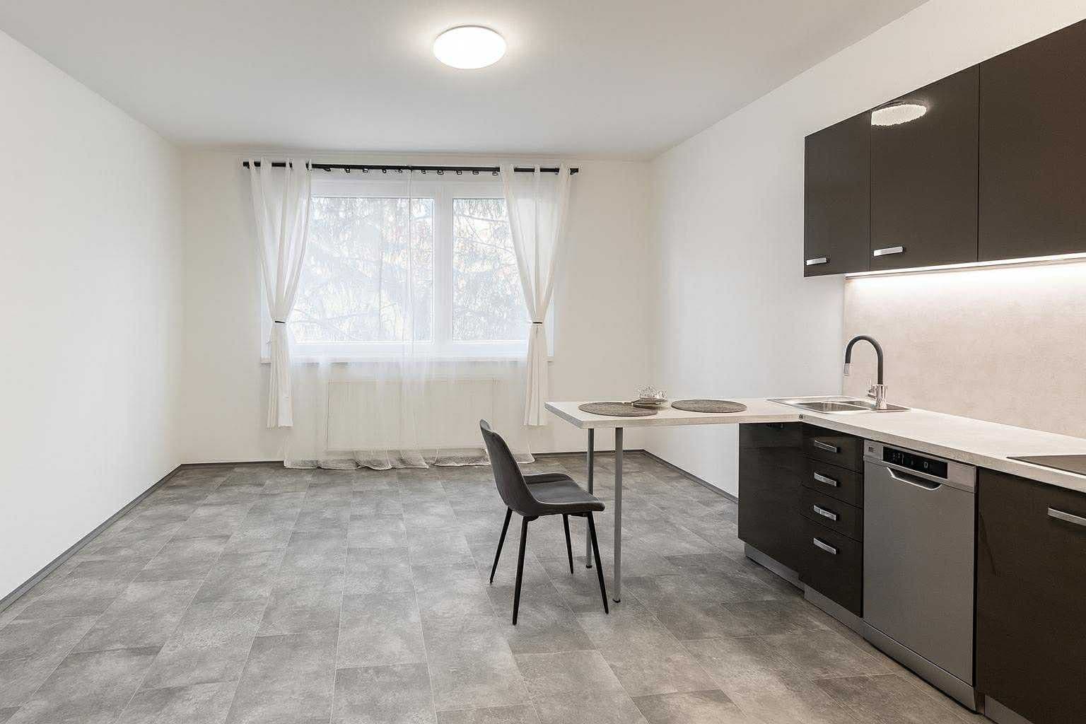 Predaj bytu 2-izbový 42 m², Závodní, Děčín, Ústecký kraj Predaj bytu 2-izbový 42 m², Závodní, Děčín, Ústecký kraj