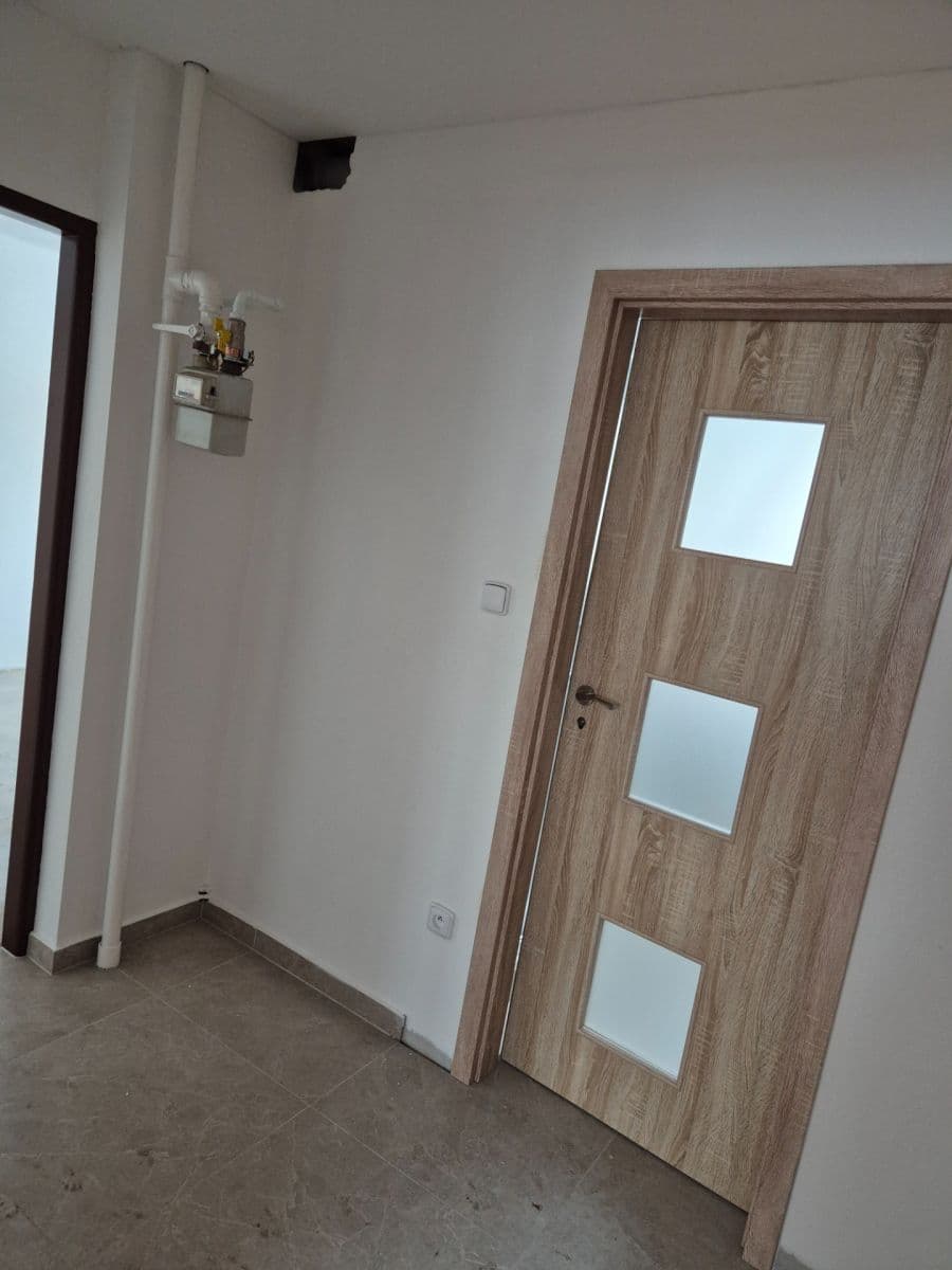 Prenájom bytu 2-izbový 65 m², Julia Fučíka, Beroun, Středočeský kraj Prenájom bytu 2-izbový 65 m², Julia Fučíka, Beroun, Středočeský kraj