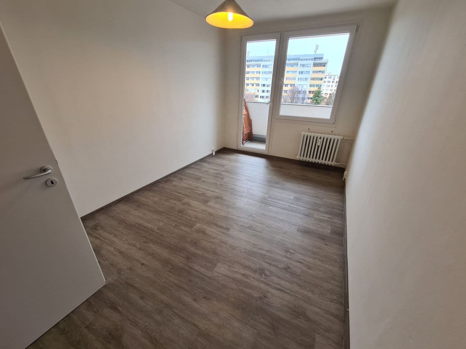 Prenájom bytu 3-izbový 58 m², Křenická, Praha, Praha Prenájom bytu 3-izbový 58 m², Křenická, Praha, Praha