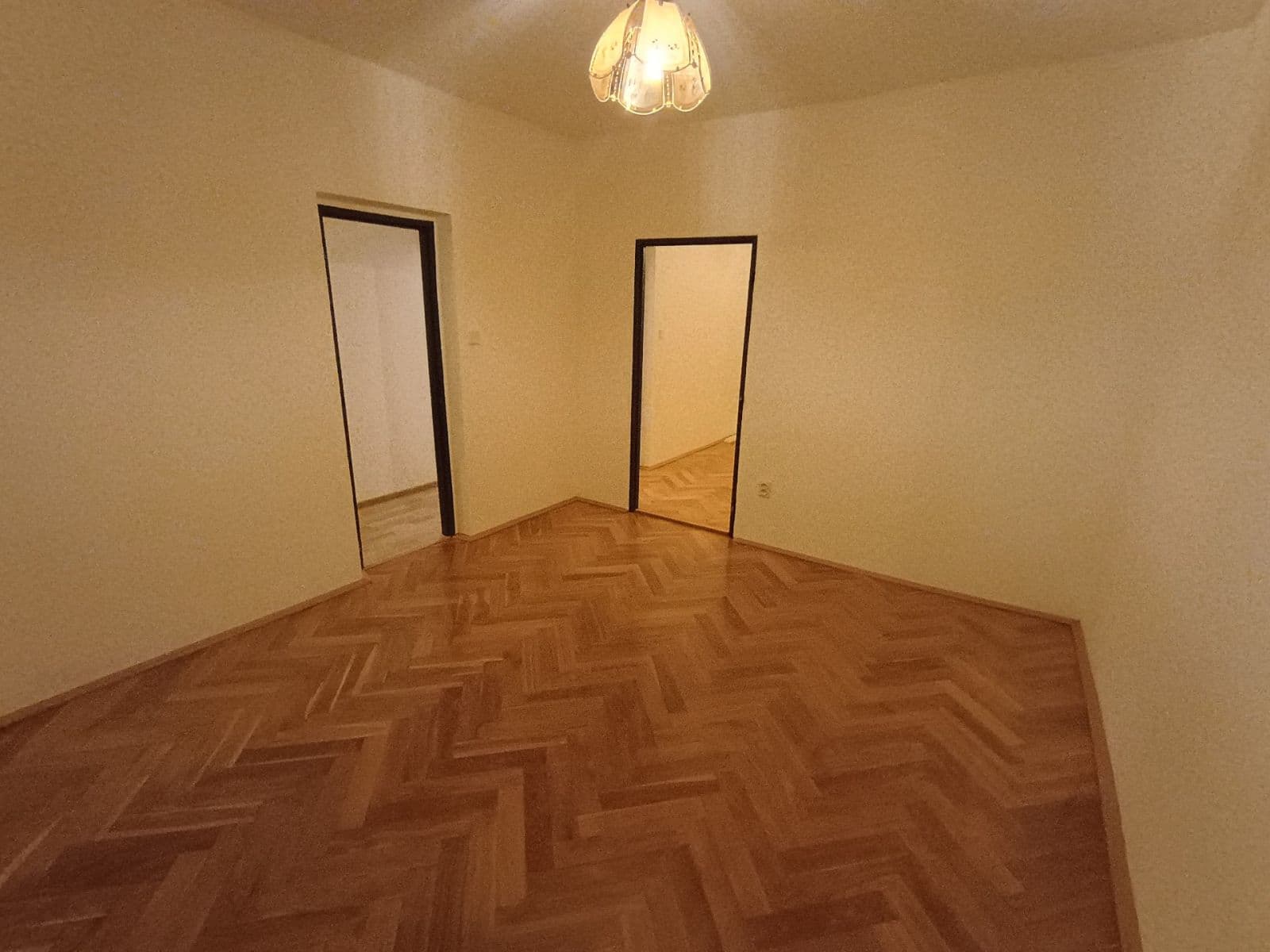 Prenájom bytu 2-izbový 52 m², Boučkova, Praha, Praha Prenájom bytu 2-izbový 52 m², Boučkova, Praha, Praha