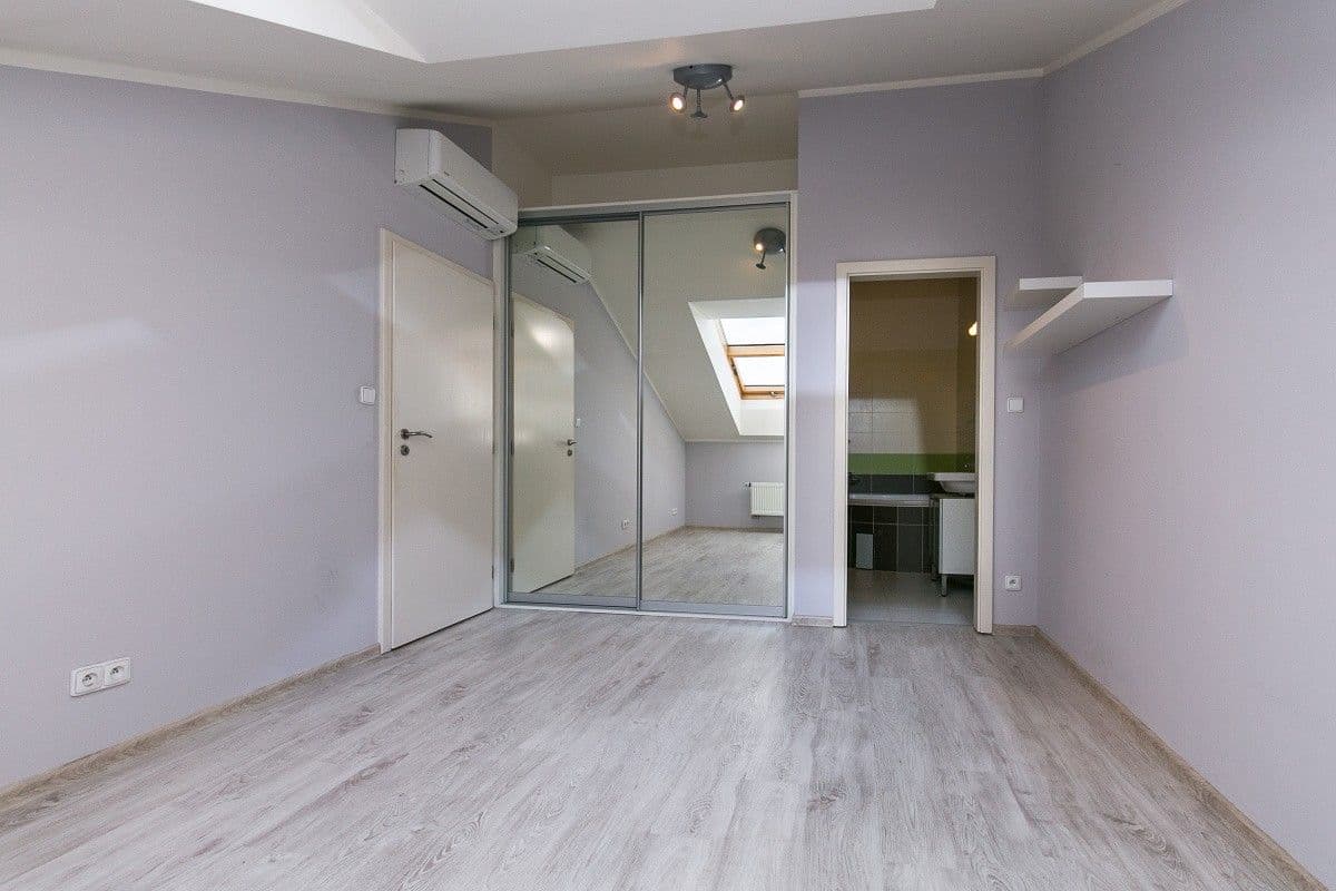 Predaj bytu 2-izbový 69 m², Prokopovo náměstí, Praha, Praha Predaj bytu 2-izbový 69 m², Prokopovo náměstí, Praha, Praha