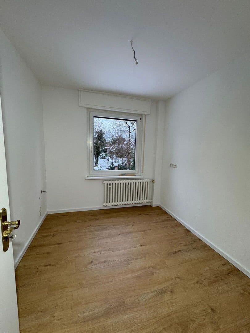 Prenájom bytu 3-izbový 65 m², Friedrichstr. 60, Haan, Severné Porýnie - Westfálsko Prenájom bytu 3-izbový 65 m², Friedrichstr. 60, Haan, Severné Porýnie - Westfálsko
