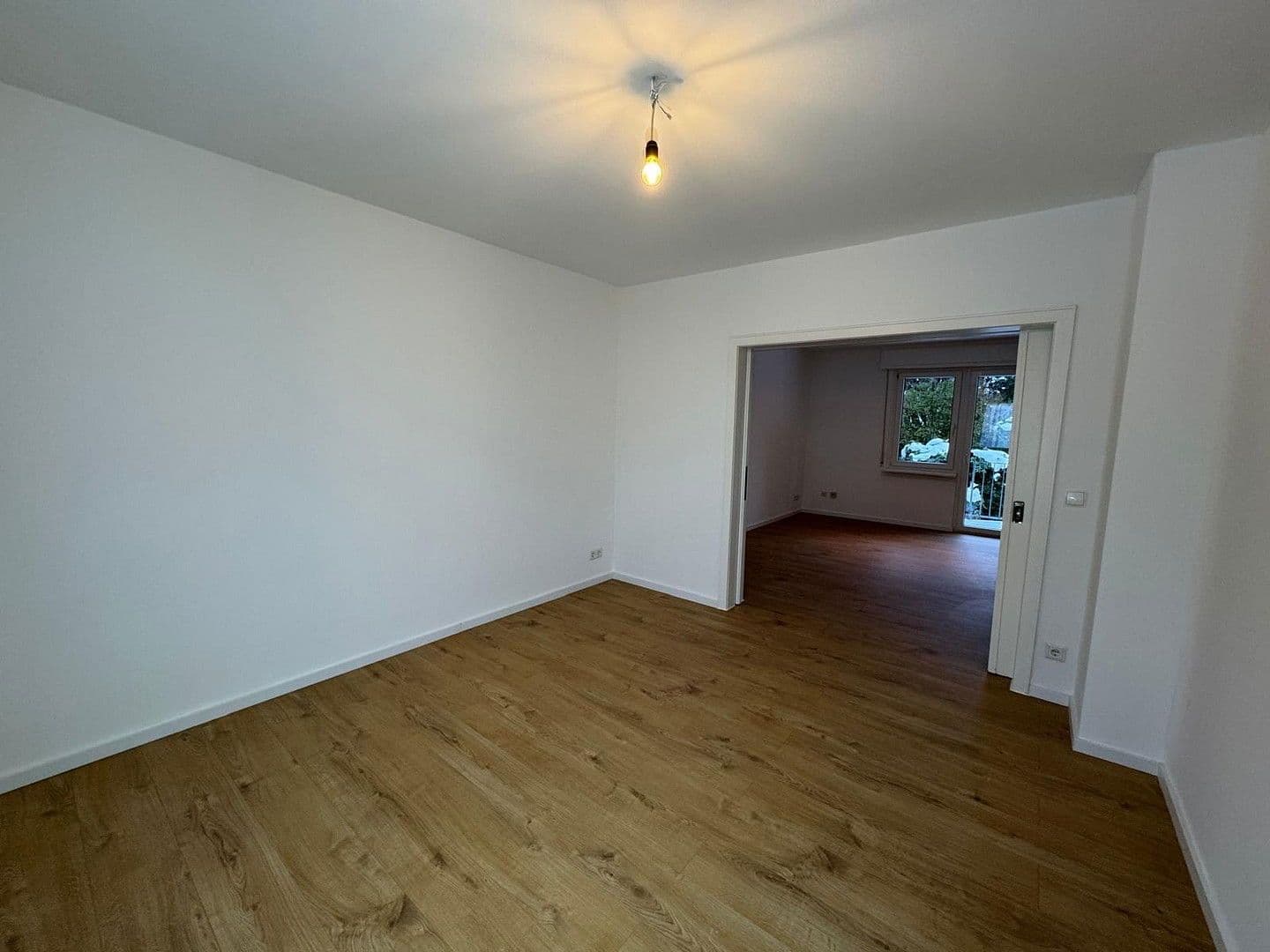 Prenájom bytu 3-izbový 65 m², Friedrichstr. 60, Haan, Severné Porýnie - Westfálsko Prenájom bytu 3-izbový 65 m², Friedrichstr. 60, Haan, Severné Porýnie - Westfálsko