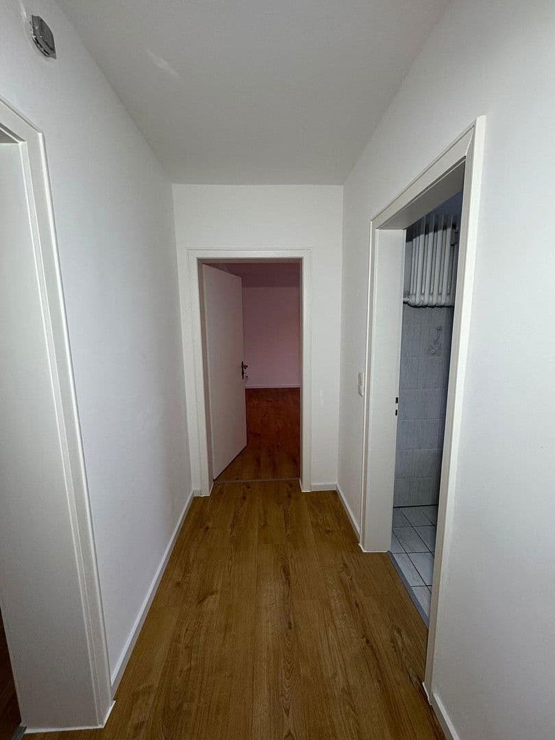 Prenájom bytu 3-izbový 65 m², Friedrichstr. 60, Haan, Severné Porýnie - Westfálsko Prenájom bytu 3-izbový 65 m², Friedrichstr. 60, Haan, Severné Porýnie - Westfálsko