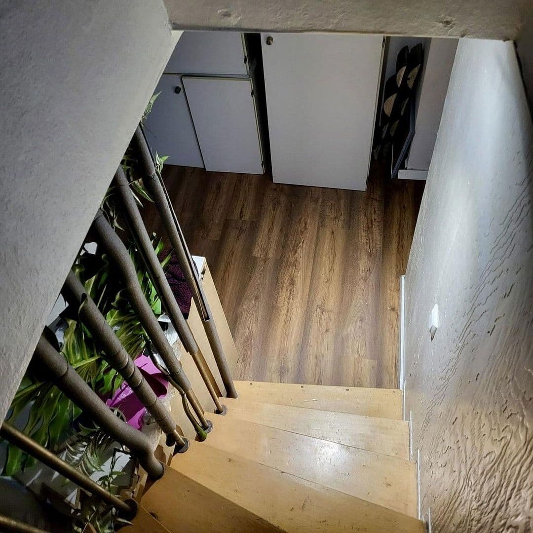 Prenájom bytu 3-izbový 95 m², Bochum, Severné Porýnie - Westfálsko Prenájom bytu 3-izbový 95 m², Bochum, Severné Porýnie - Westfálsko