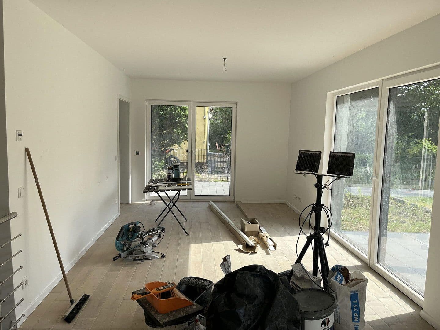 Prenájom bytu 3-izbový 110 m², Mannheimer Str. 85, Köln, Severné Porýnie - Westfálsko Prenájom bytu 3-izbový 110 m², Mannheimer Str. 85, Köln, Severné Porýnie - Westfálsko