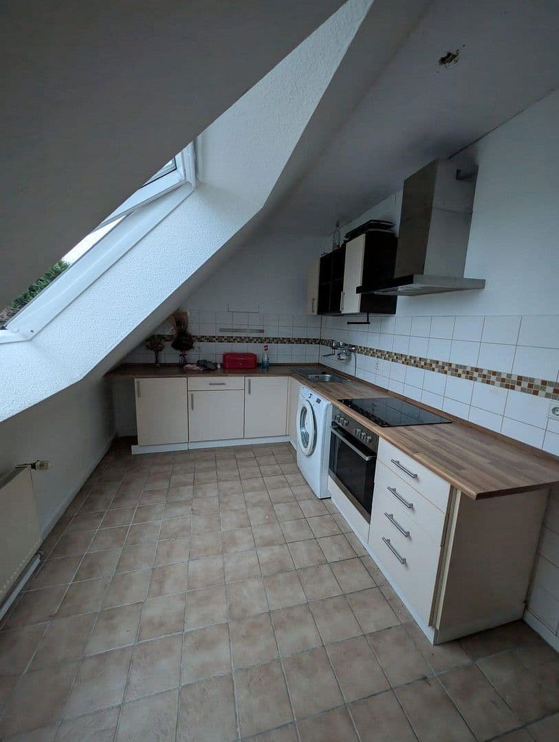 Prenájom bytu 3-izbový 63 m², Steinstr.16, Velbert, Severné Porýnie - Westfálsko Prenájom bytu 3-izbový 63 m², Steinstr.16, Velbert, Severné Porýnie - Westfálsko