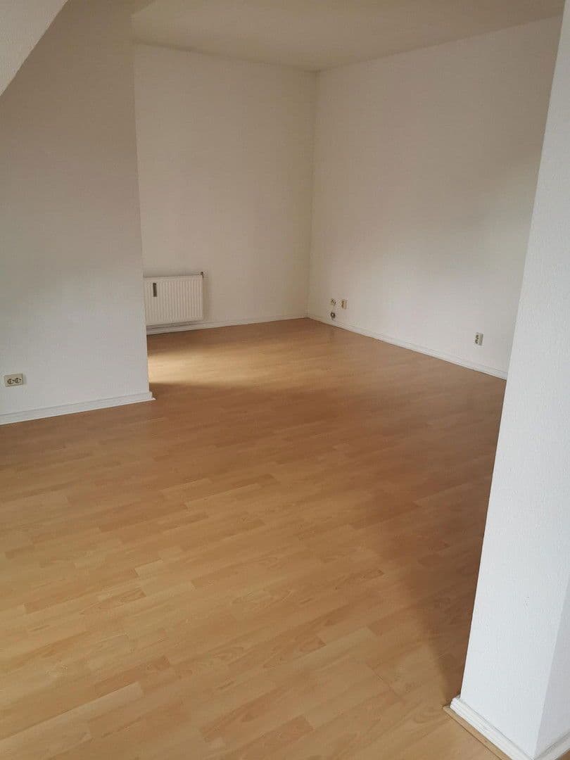 Prenájom bytu 4-izbový 112 m², Berlin, Berlín Prenájom bytu 4-izbový 112 m², Berlin, Berlín